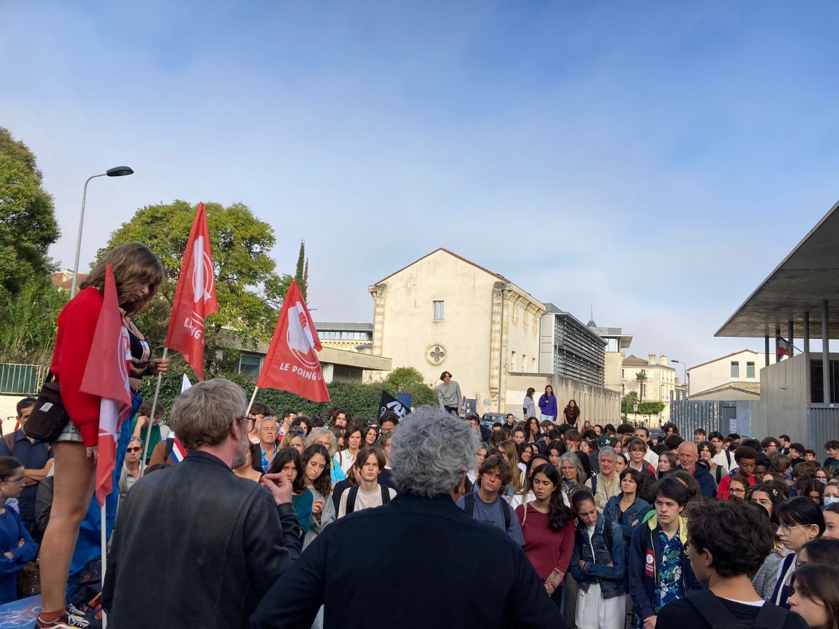 À Bordeaux, près de 200 lycéens disent non à l'expulsion de Shenaya et Ana Maria