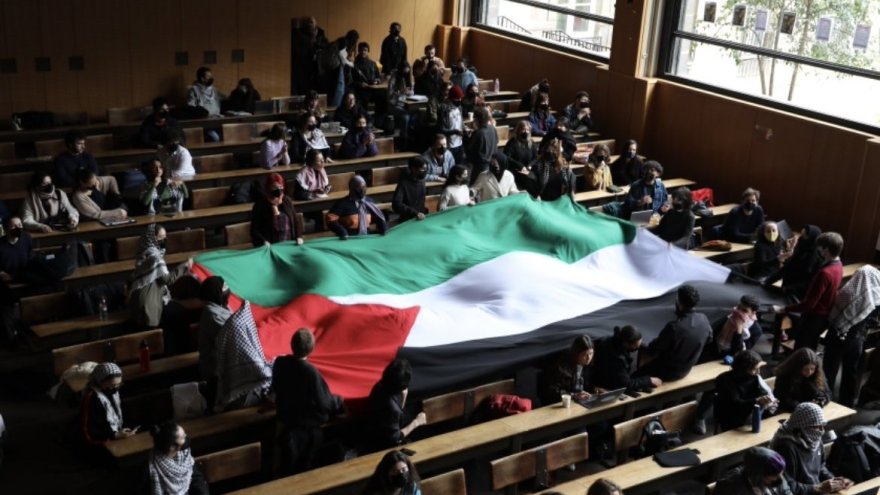 Sciences Po : Macron et la direction calomnient et menacent les étudiants pro-Palestine, solidarité !