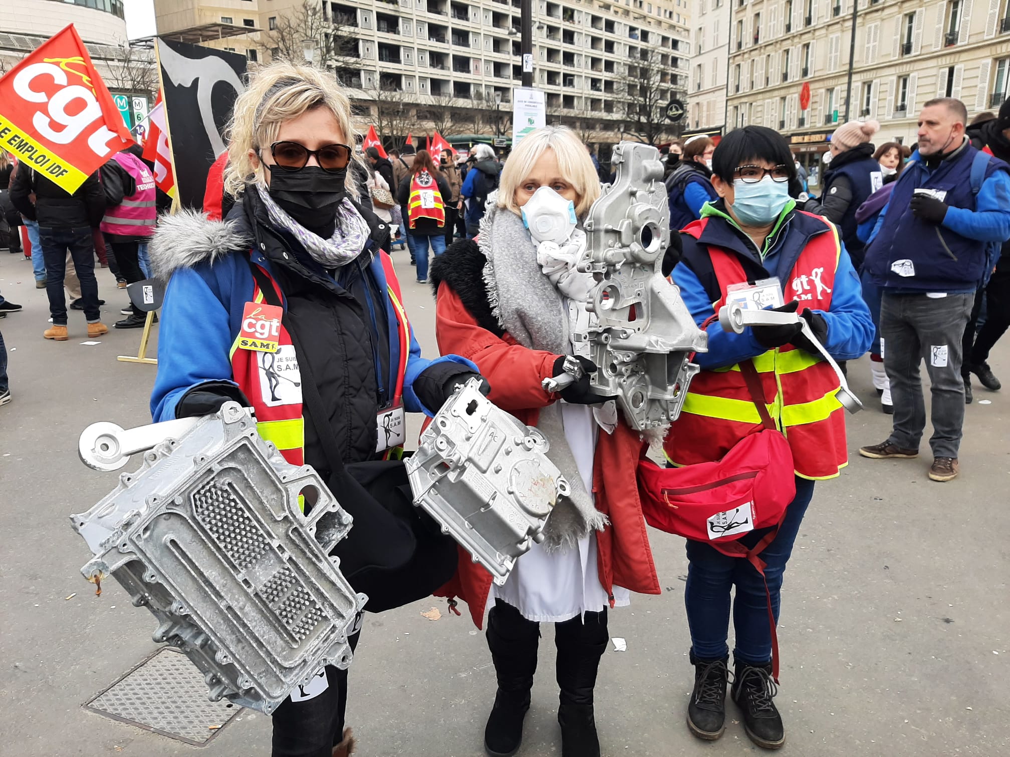 « On lutte depuis 51 jours pour notre outil de travail » : ouvriers de la SAM et soutiens mobilisés à Bercy