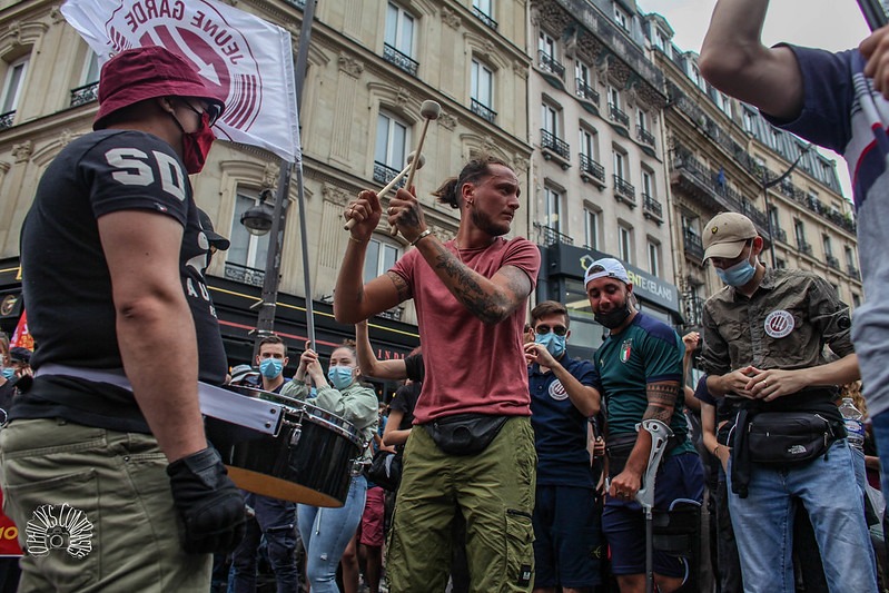 Des militants d'extrême-droite armés tentent d'attaquer Raphaël Arnault à son domicile : solidarité ! 