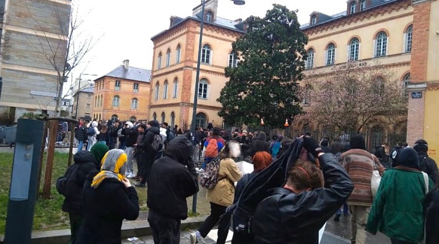 Débrayage, manif' sauvage… des centaines de lycéens mobilisés le 9 mars à Rennes