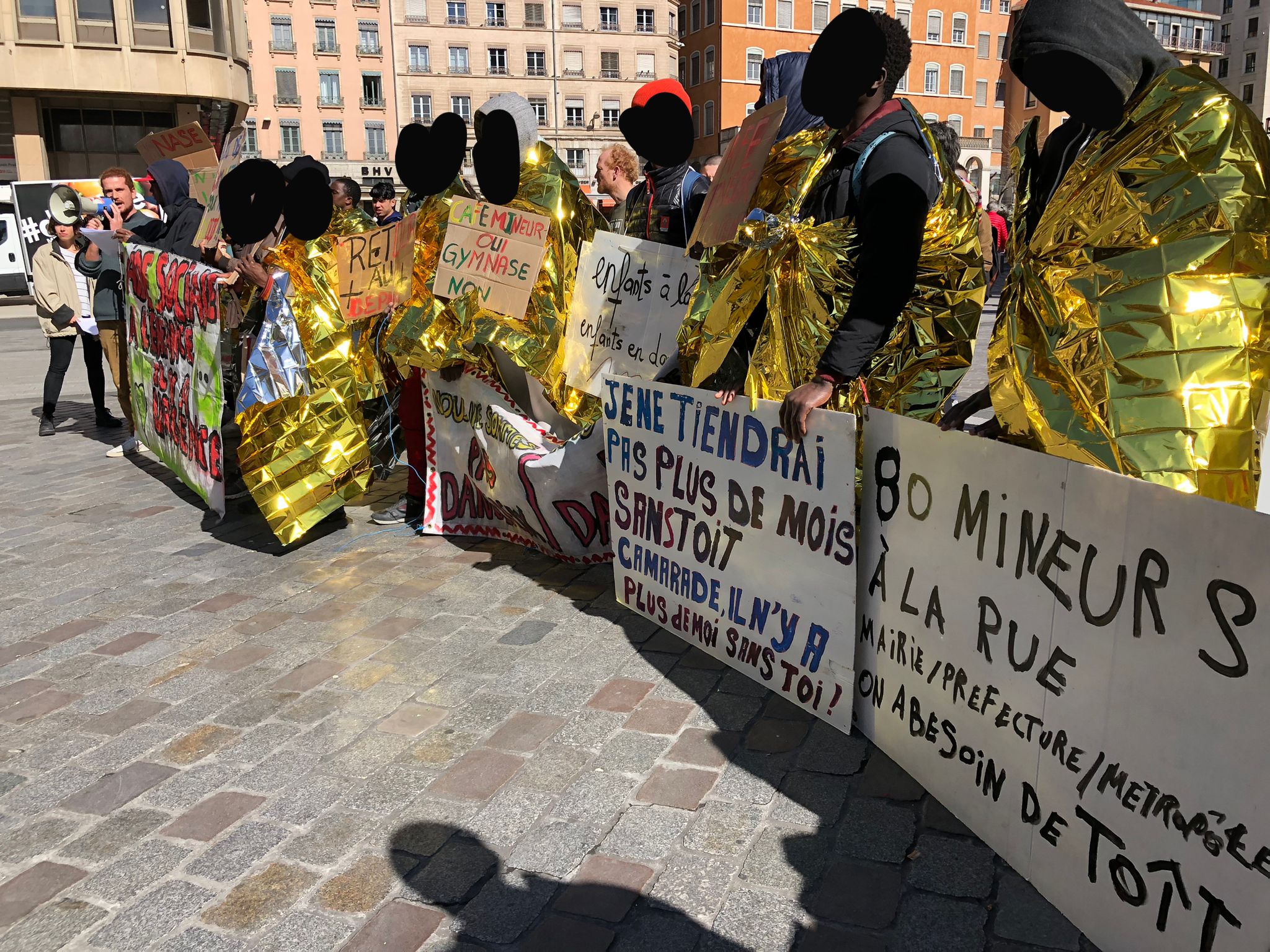 Situations des mineurs isolés à Lyon : la mairie EELV se rend complice de la politique de Darmanin