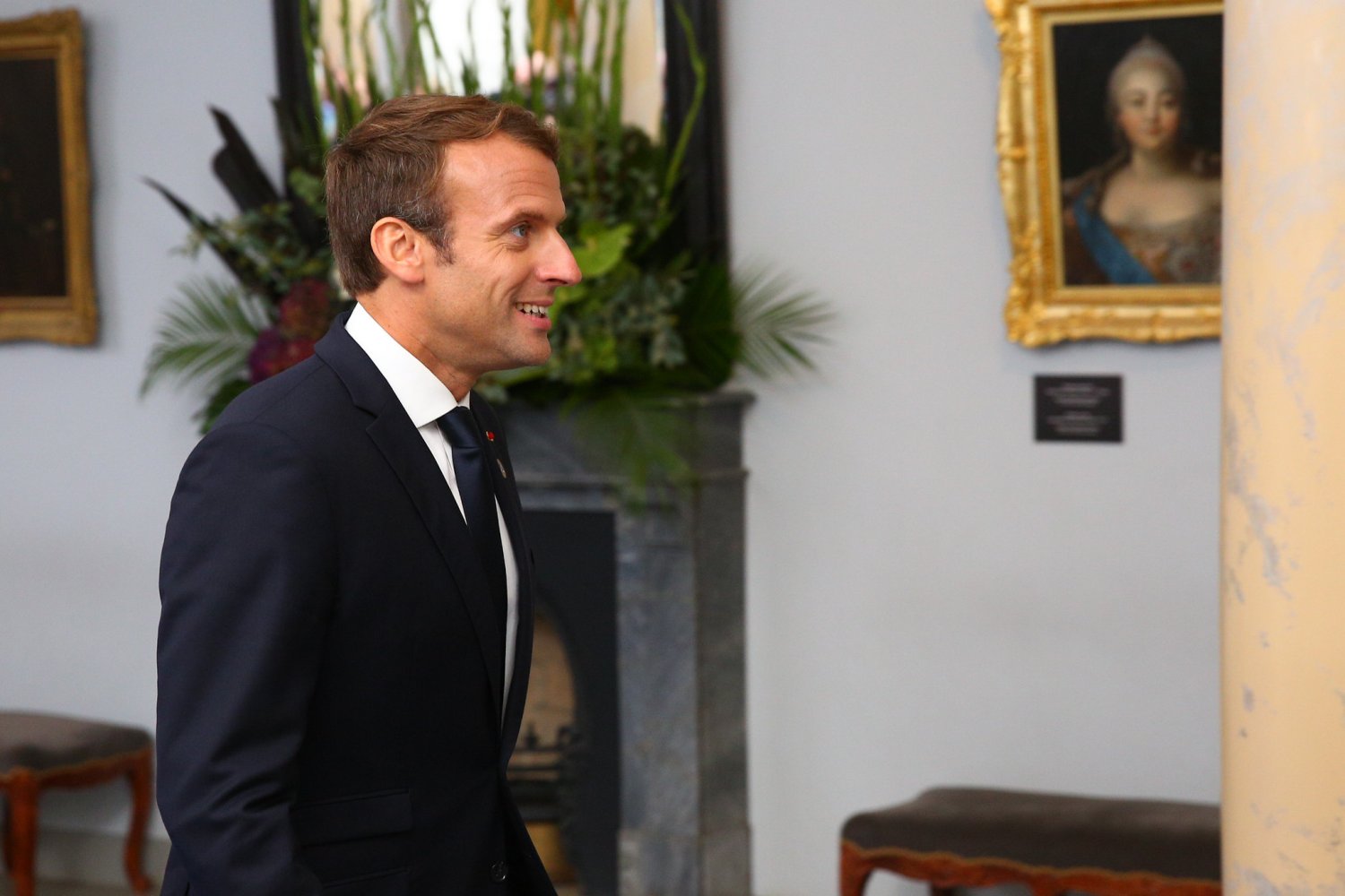 Rémunération au mérite : Macron confirme son offensive contre le statut de fonctionnaire