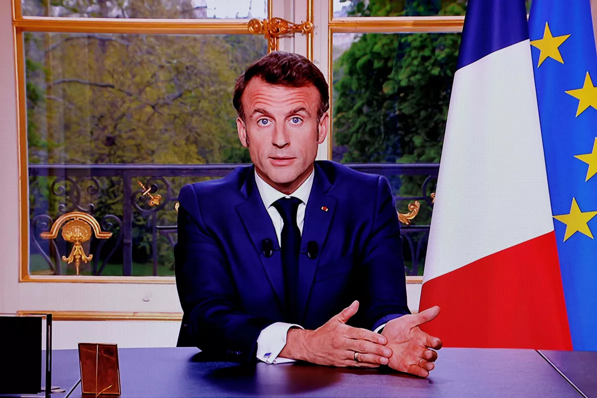 Allocution de Macron : le rêve d'une reprise en main interrompu par les casseroles