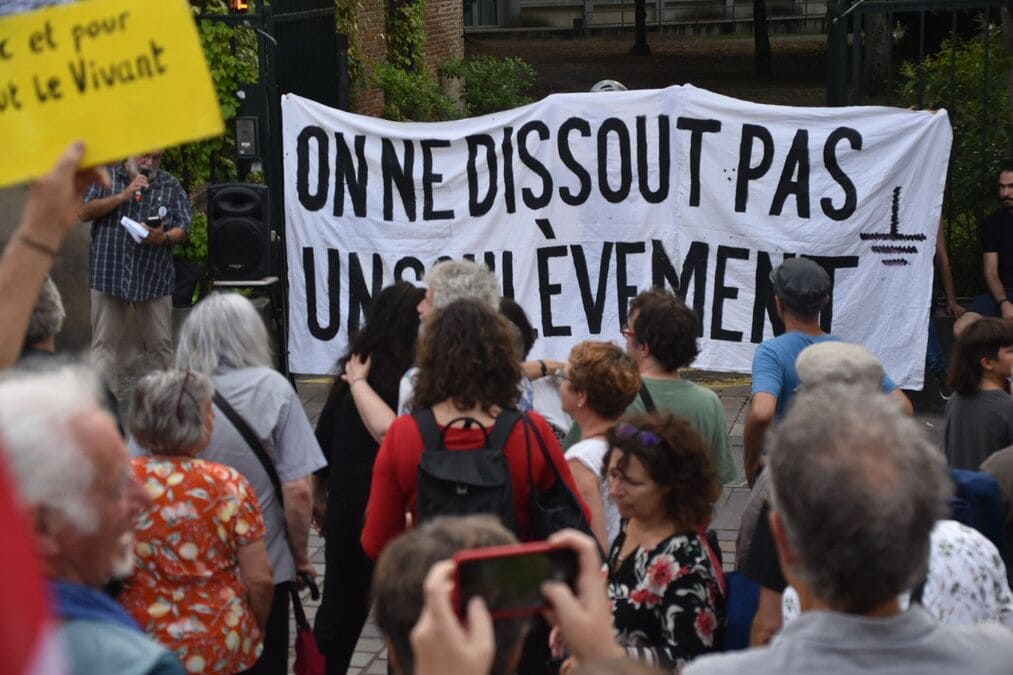 10 mois ferme pour un manifestant de Sainte-Soline : l'offensive contre les militants écolos continue 