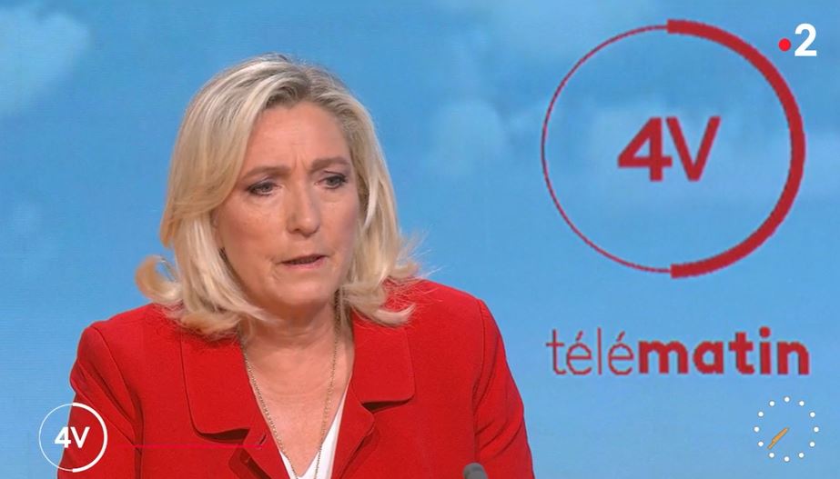 Immigration, répression : Le Pen tente de capitaliser sur l'offensive contre les quartiers populaires
