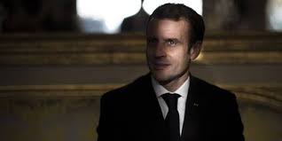 Récit fictif. « La vie d'Emmanuel Macron dans son bunker » 