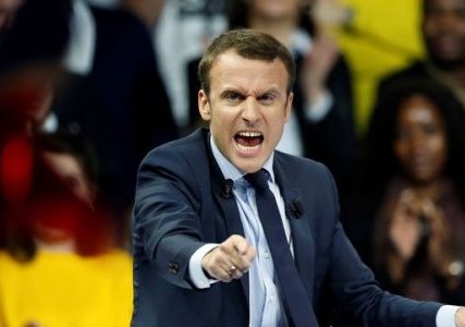 Liste des attaques passées, présentes et futures de Macron