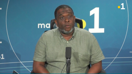 Wuambushu : le porte-parole LFI de Mayotte refuse de dénoncer l'offensive et appelle à fermer les frontières
