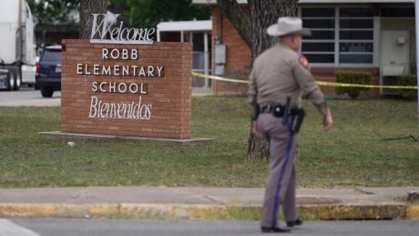Tuerie dans une école au Texas : le produit d'un pays armé jusqu'aux dents