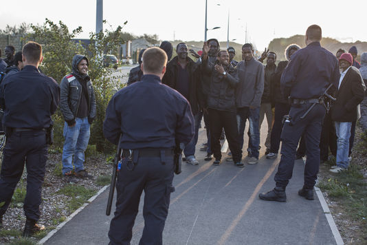 Calais : « L'auberge des migrants » dénonce les violences qui leurs sont faites