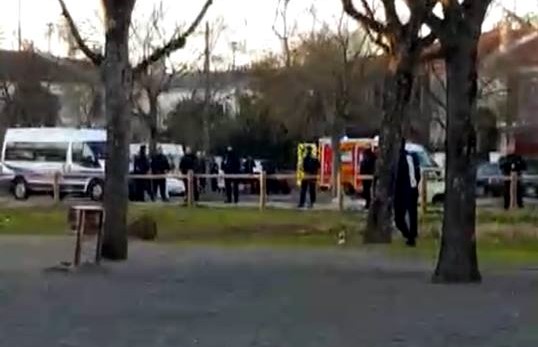 À Toulouse, dans le quartier des Izards, un jeune homme violemment renversé par la BAC