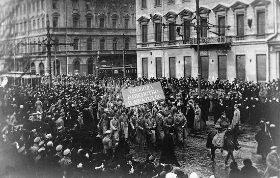 Les « Cinq jours » de février 1917 (II). De la répression au revirement de l'armée : le coup de grâce du 27 février