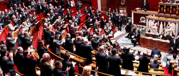 Vers la privatisation : L'Assemblée Nationale acte le changement de statut de la SNCF.