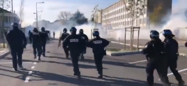 Répression policière : un lycéen blessé par un tir de LBD à Saint-Nazaire