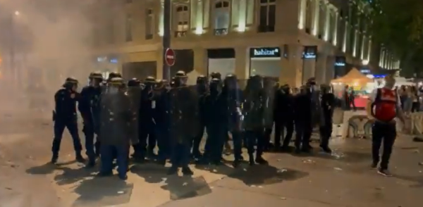 VIDEO. Fête de la Musique à Paris : la police gaze et réprime