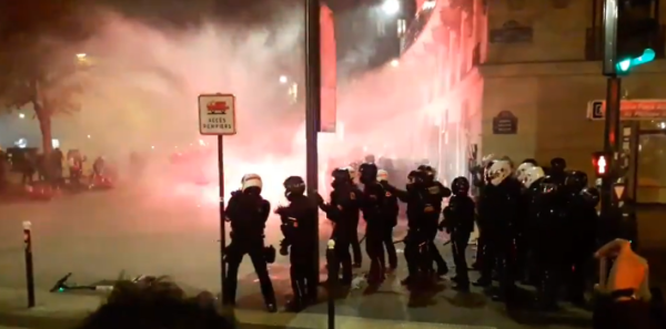 Paris : la BRAV sème la terreur à Nation pour disperser la manifestation 