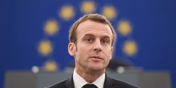 Macron s'oppose à une directive européenne sur le congé parental pourtant très minimale