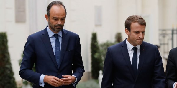Macron et Philippe dévissent dans l'opinion