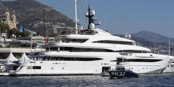 Pour ne plus payer d'ISF, les milliardaires n'auront qu'à s'acheter des yachts