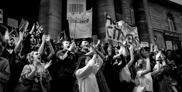 Marche éco-lycéenne à Bordeaux : la jeunesse se met au vert