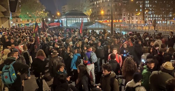 Paris. 1500 personnes pour l'étudiant qui s'est immolé : "Exprimons notre colère le 5 décembre !"