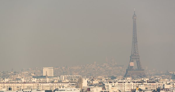 Hidalgo déclare « l'état d'urgence climatique » sur Paris : opération plus politique qu'écologique.