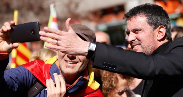Manuel Valls abandonne Macron pour briguer la mairie de Barcelone avec la droite réactionnaire