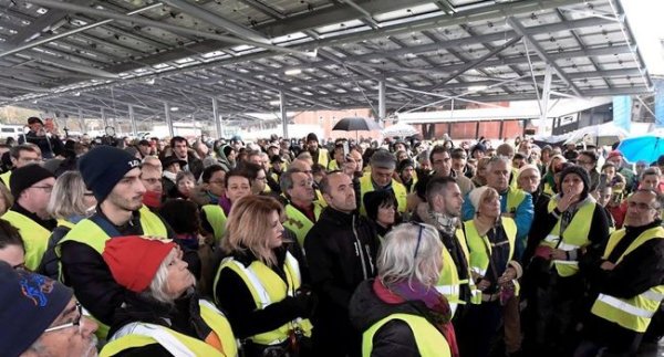  A Toulouse, près de 500 Gilets Jaunes votent un cahier de revendications