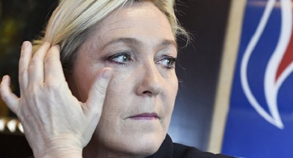Marine le Pen veut suspendre l'octroi de visas pour les Algériens