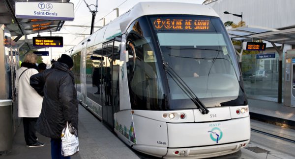 Grève des salariés de la RATP contre la mise en place d'une ligne de tram avec des salariés sous droit privé