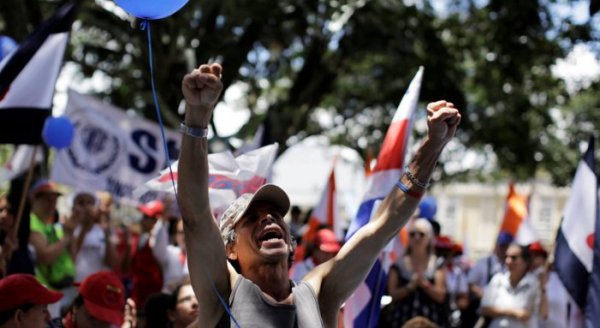 Costa Rica. Solidarité avec les enseignants menacés de licenciement pour faits de grève !