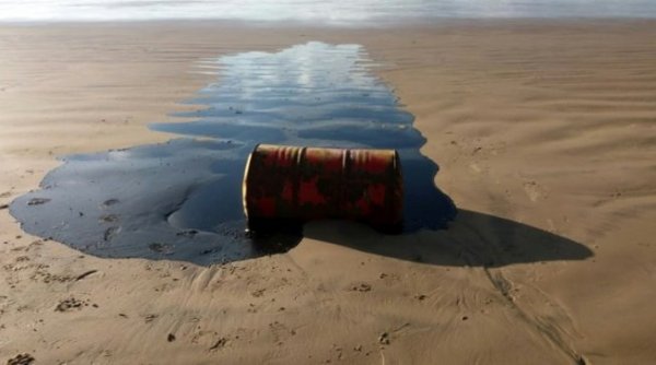 Brésil : plus de 2000 km de littoral pollués par des hydrocarbures 