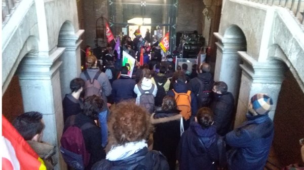 Toulouse. Les grévistes du CHU et de la fac ensemble contre la casse du service public 