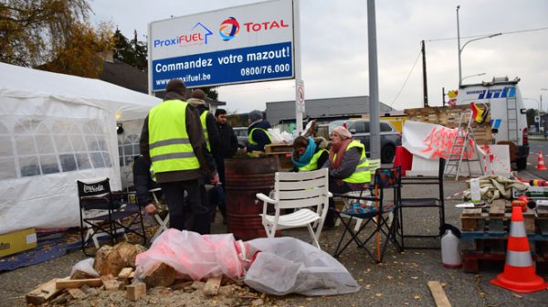 En Belgique, les Gilets Jaunes mettent la wallonie en pénurie d'essence