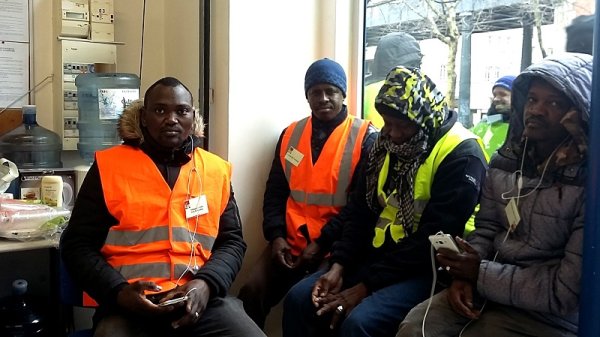 Interview. Jour et nuit, des travailleurs sans papiers occupent une agence d'intérim à Paris 12e