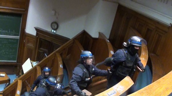 Université Bordeaux-Victoire : violente répression policière et « lock-out » contre la mobilisation