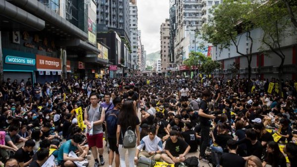 Hong Kong. La mobilisation passe un cap avec la grève générale