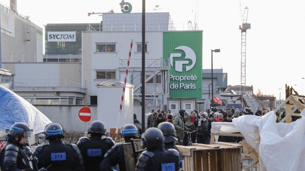 Les grévistes votent la mise à l'arrêt des 3 centres d'incinération des déchets franciliens
