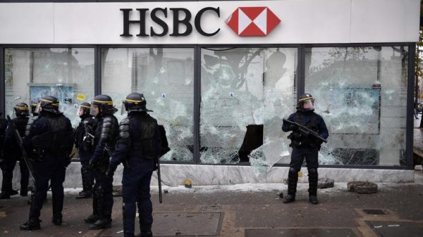 Restructuration d'HSBC : 35 000 emplois menacés dans le monde