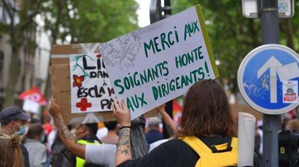 Macron et les soignants. De l'hommage sur les Champs-Elysées aux gaz lacrymos en manif