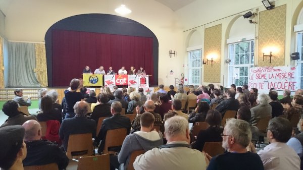 Plus d'une centaine de personnes ont participé au meeting de solidarité avec les condamnés de Goodyear qui s'est tenu à Mulhouse le jeudi 21 avril. 