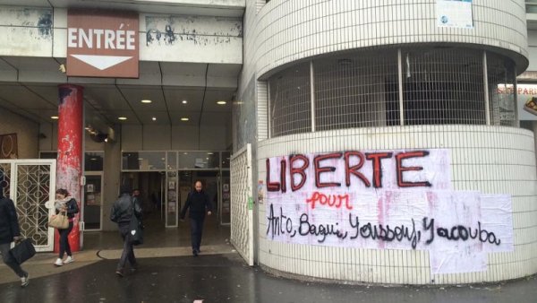 Action contre la répression de la famille Traoré et d'Antonin à l'Université Paris 8