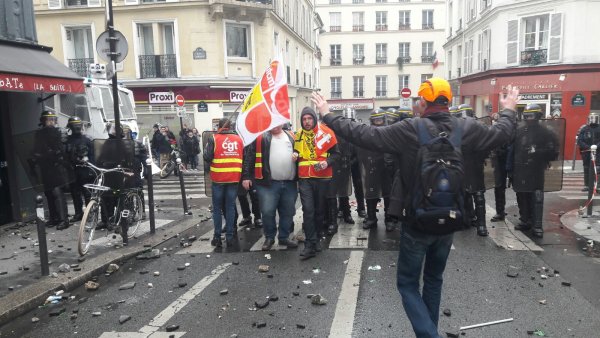 Provocations et violences policières. Le point sur Paris, Rennes, Nantes, Caen et Grenoble