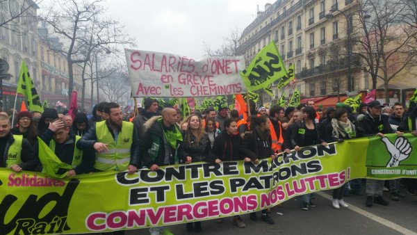 65 000 manifestants à Paris : cheminots et fonction publique ont convergé sur Bastille