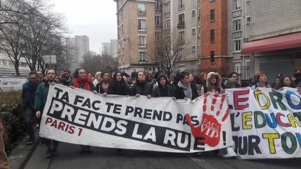 L'AG de Paris 1 se solidarise avec les étudiants anti-guerre réprimés par Erdogan en Turquie
