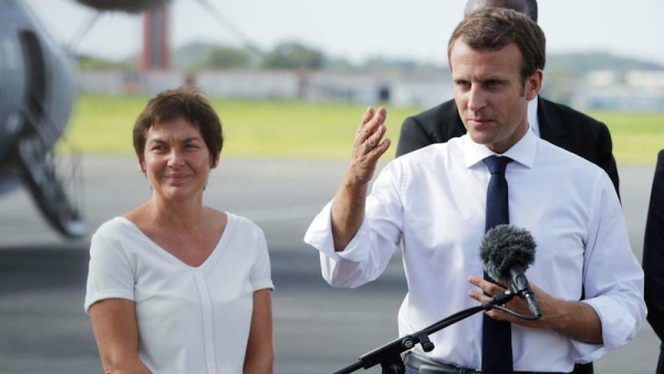Macron en tournée électorale aux Antilles