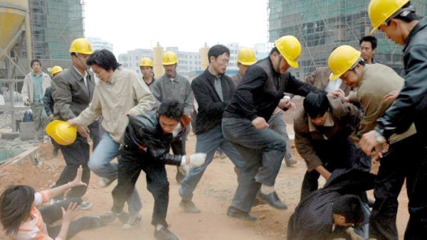 Chine. Des étudiants arrêtés, accusés de… défendre les droits des travailleurs