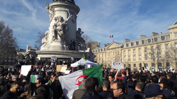 Rassemblement contre le régime algérien : « Il y en a marre de ce pouvoir ! »