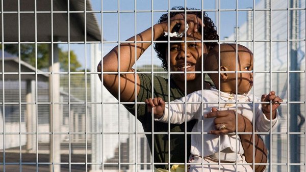 Politiques anti-migratoire. Un nourrisson enfermé en centre de rétention à Toulouse
